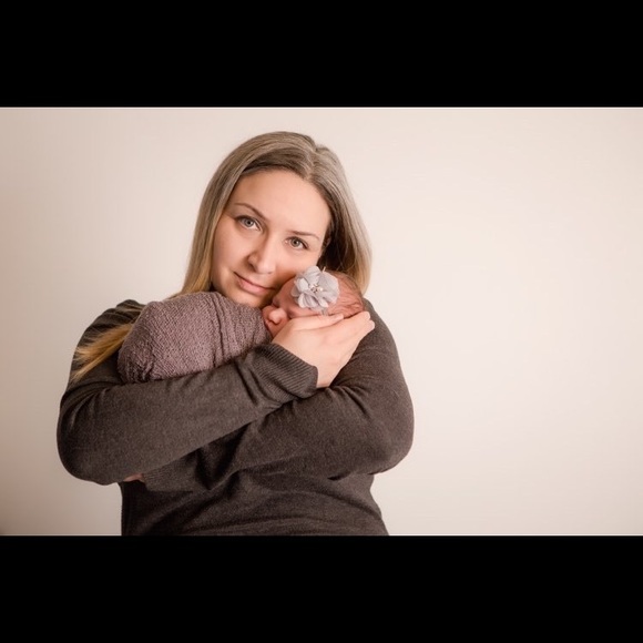 Meet your Posher, Mandy - Picture 3 of 6